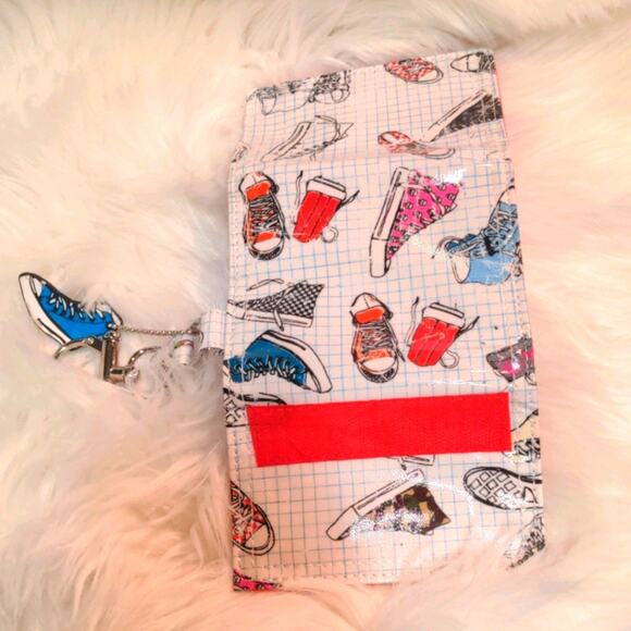 PAPERCHASE Retro Distressed Chucks Hi-Top Velcro Wallet - Picture 8 of 10